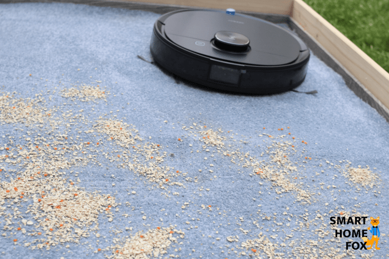 Deebot OZMO T8 AIVI in the oatmeal suction test on high-pile carpet